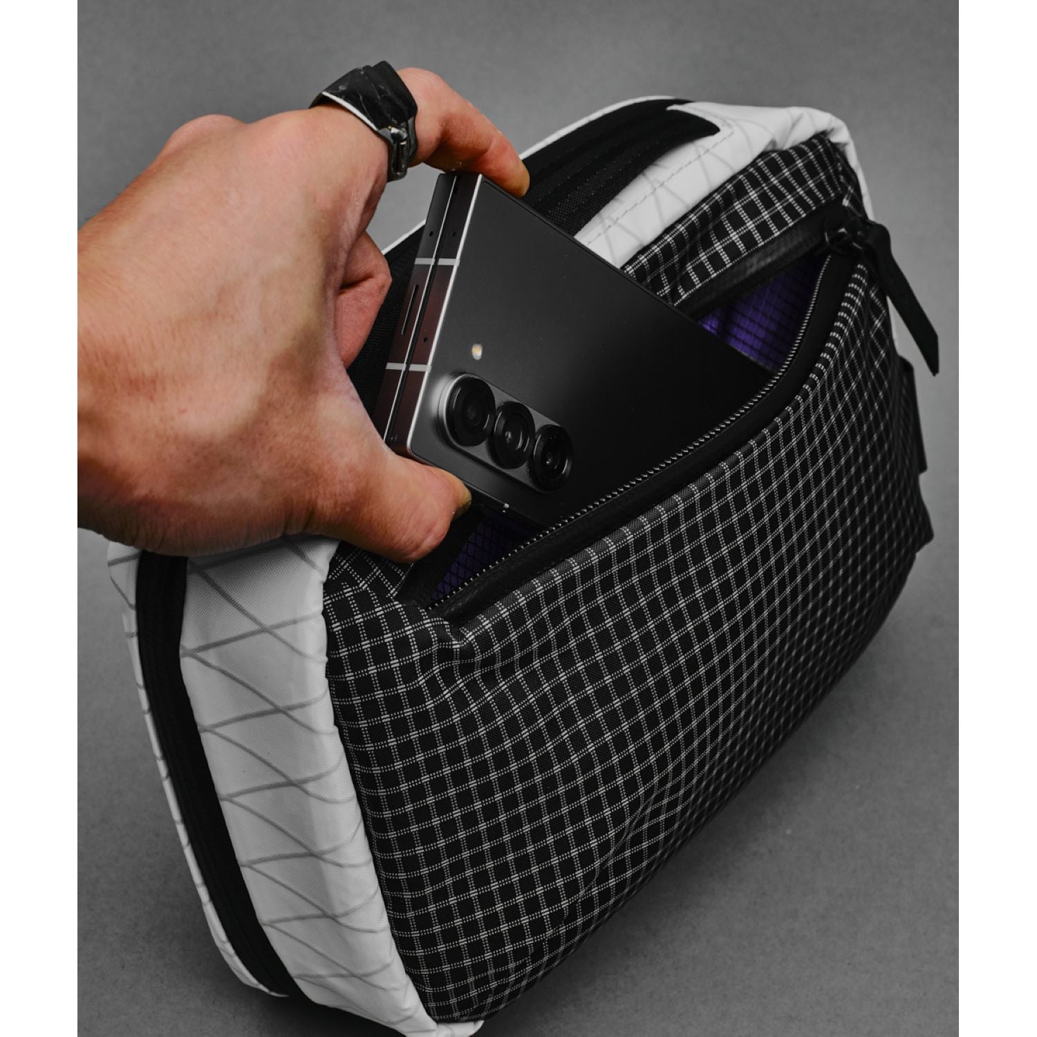 ALPAKA Elements Tech Case Max (SA)