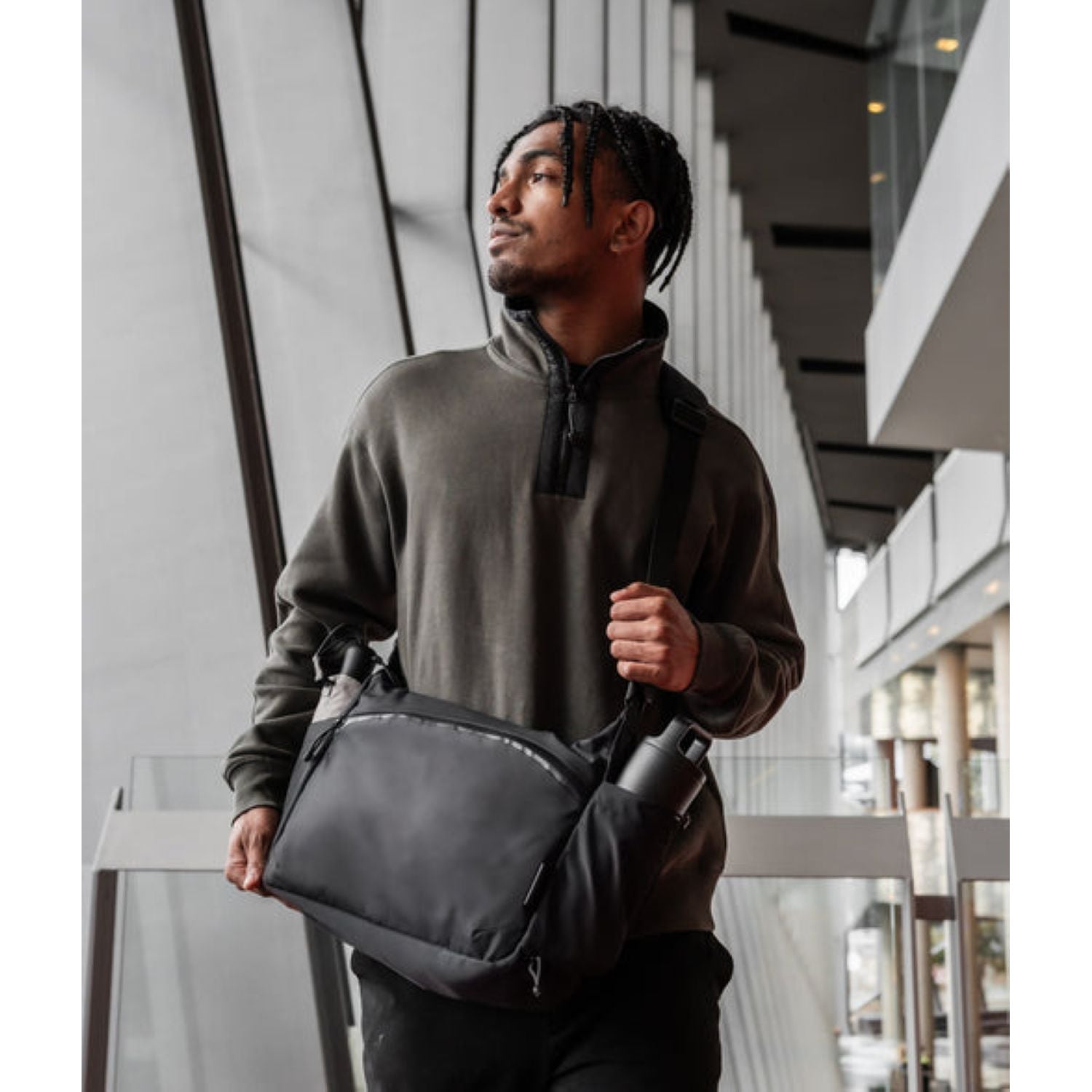 ALPAKA Flight Satchel