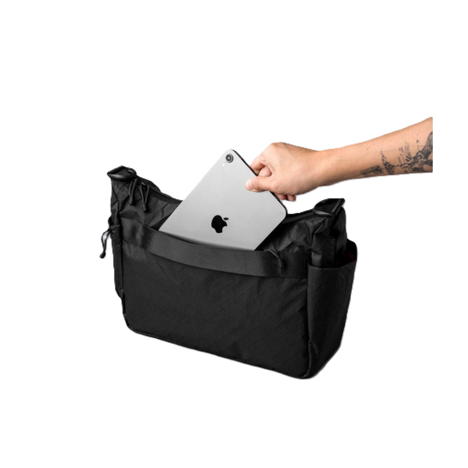 ALPAKA Flight Satchel