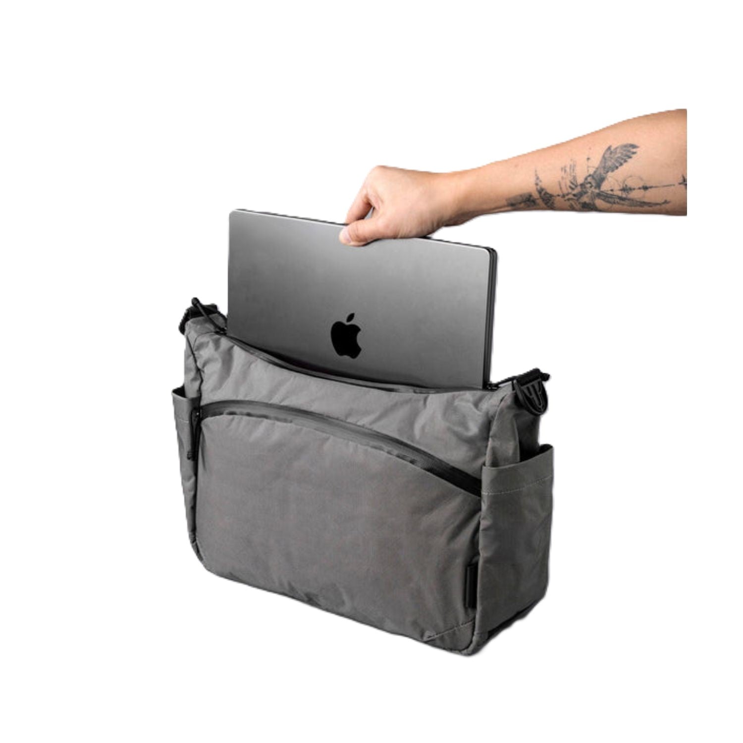 ALPAKA Flight Satchel
