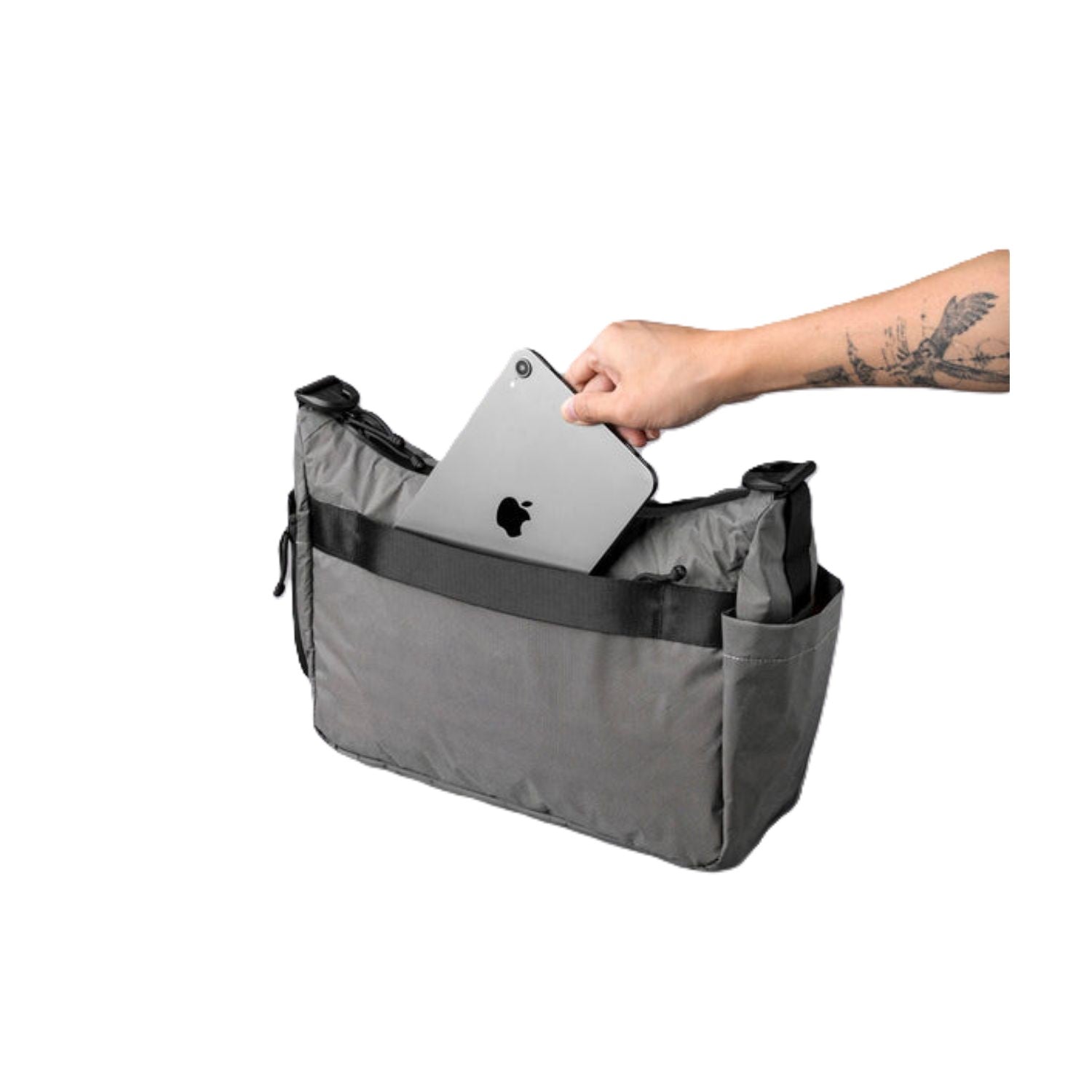 ALPAKA Flight Satchel