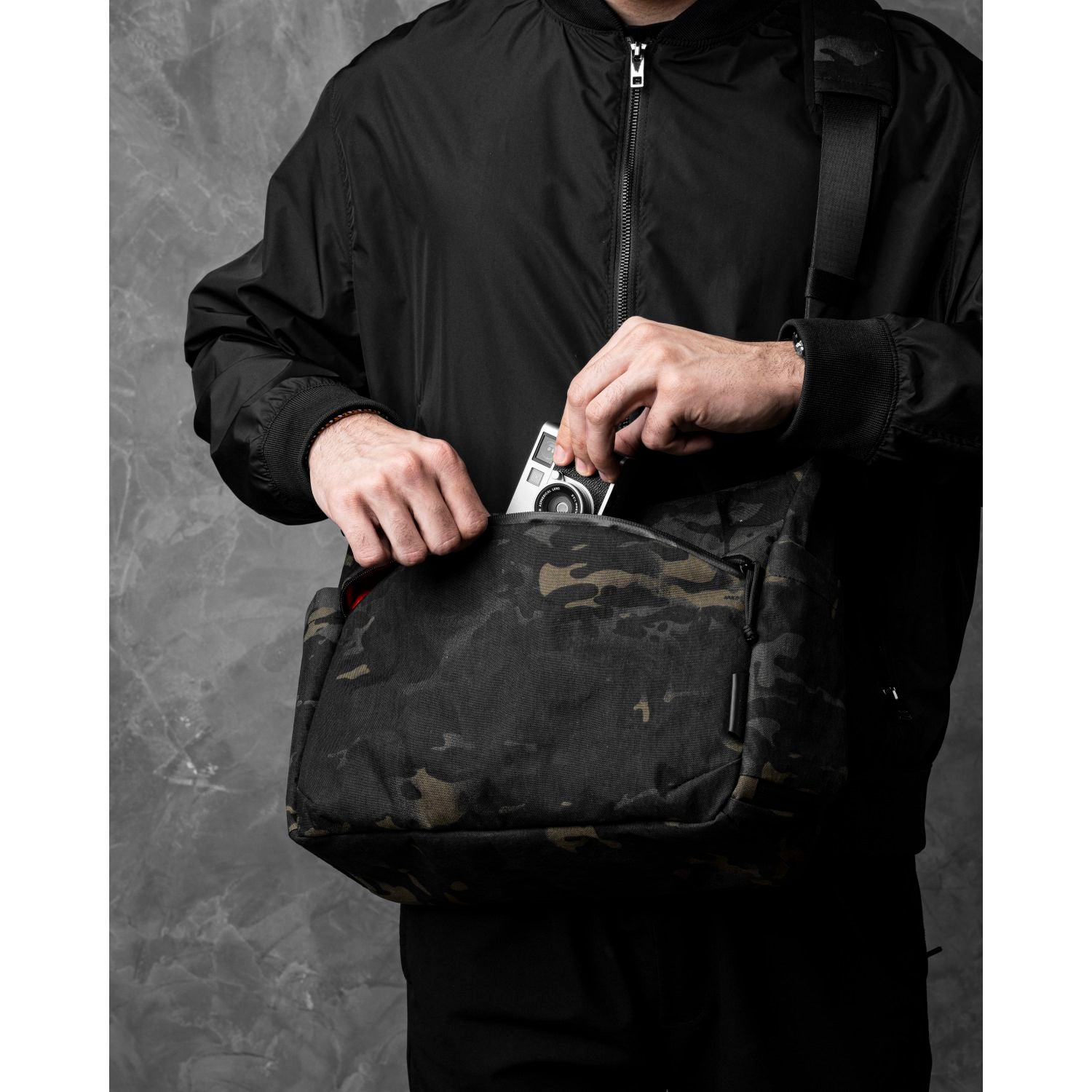 ALPAKA Flight Satchel