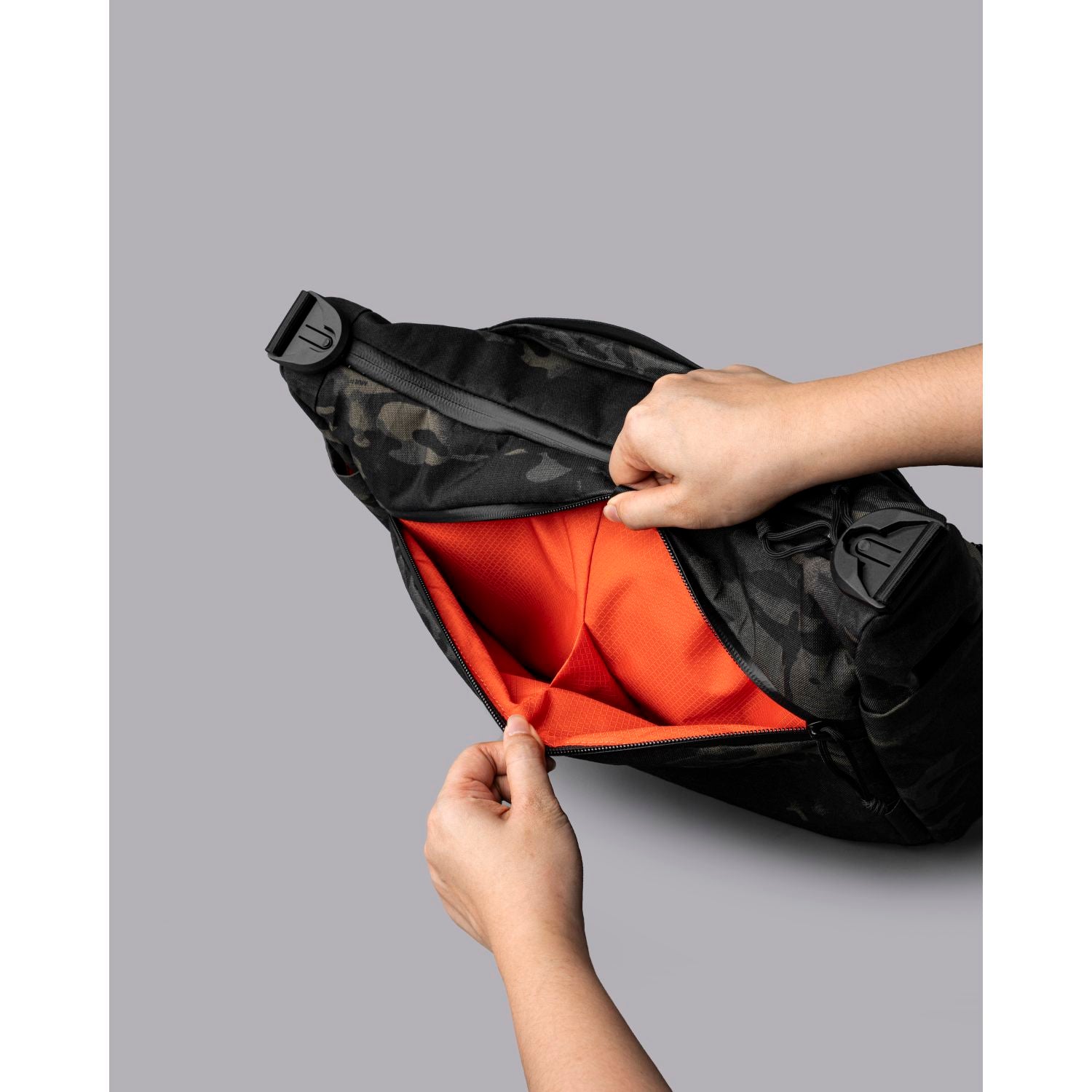ALPAKA Flight Satchel