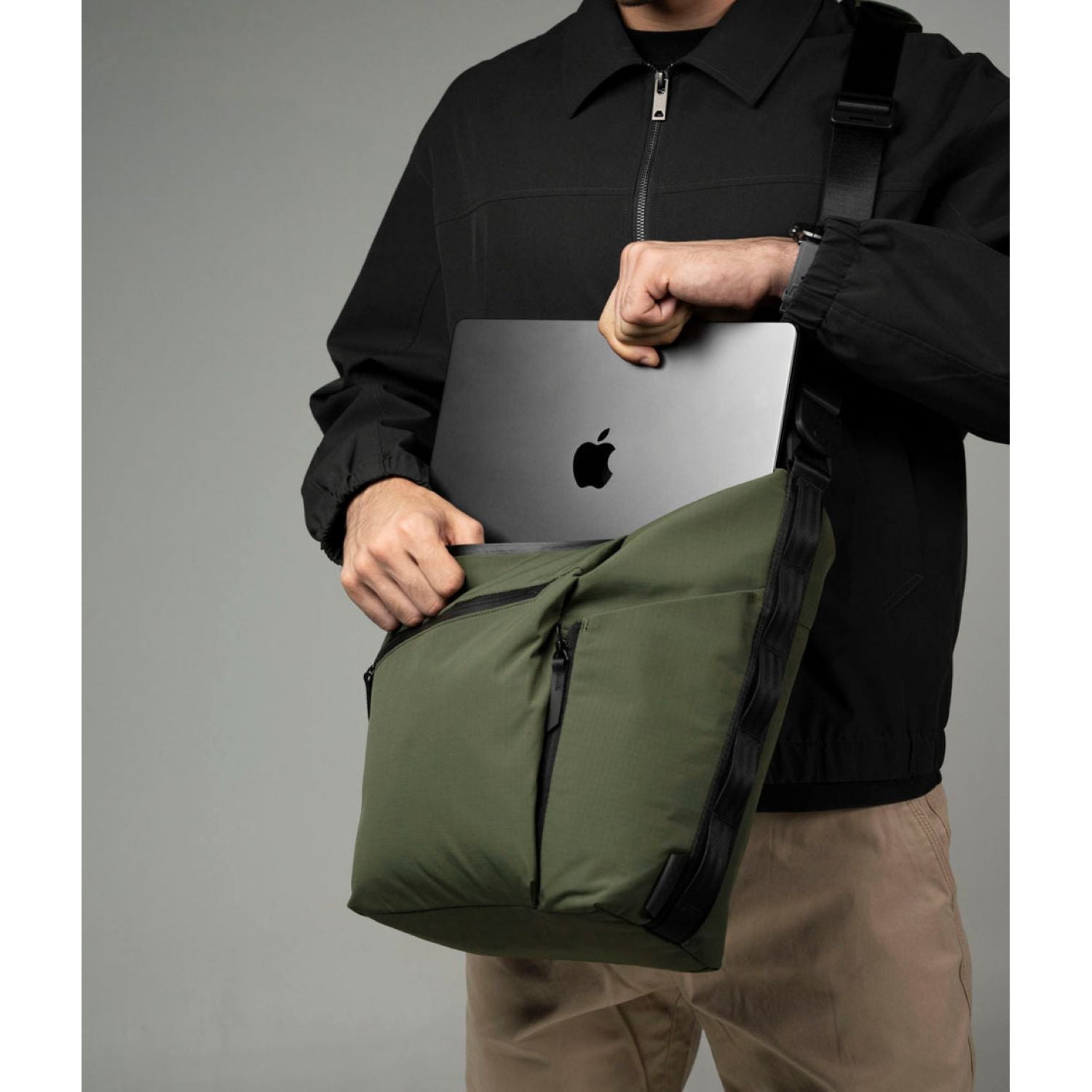 ALPAKA Flow Satchel 10L
