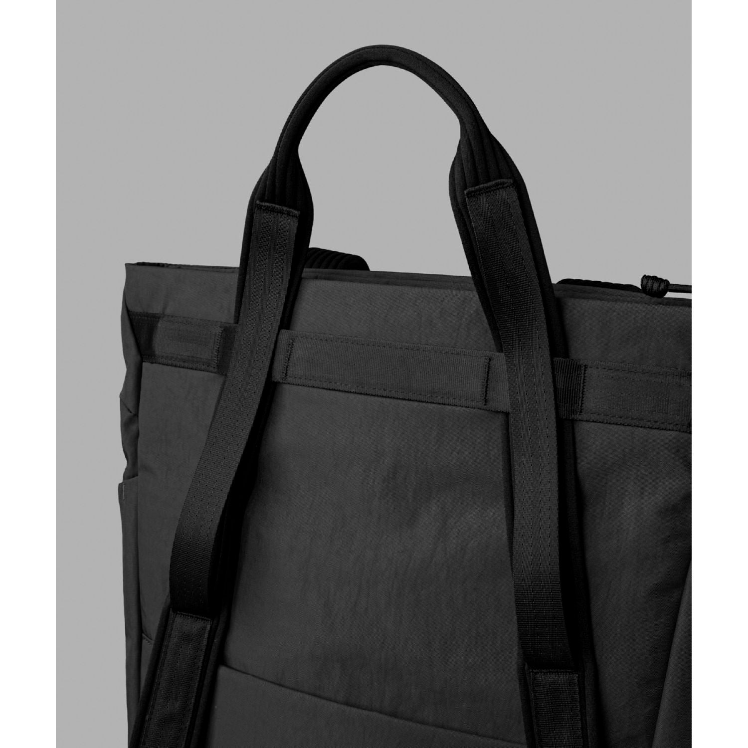 ALPAKA Flow Tote Pack