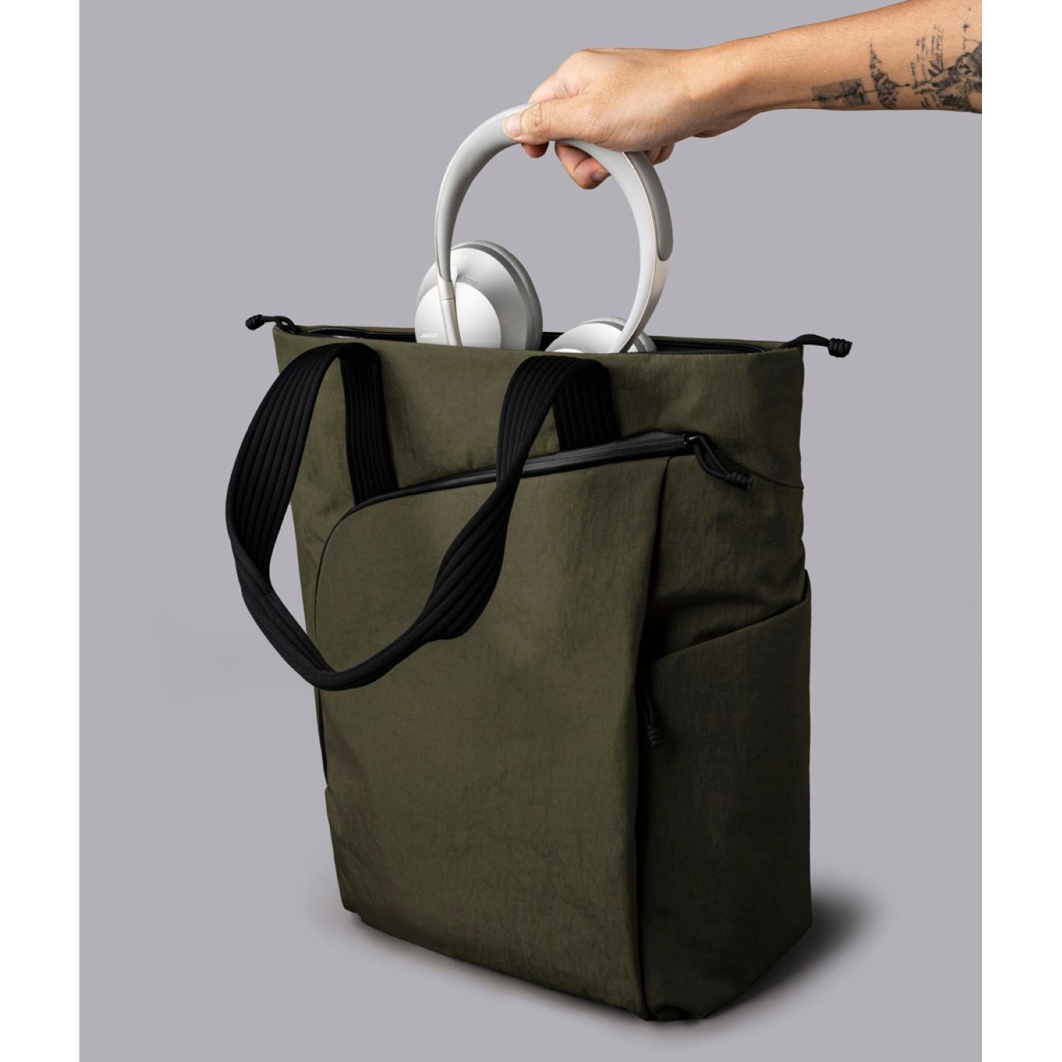 ALPAKA Flow Tote Pack
