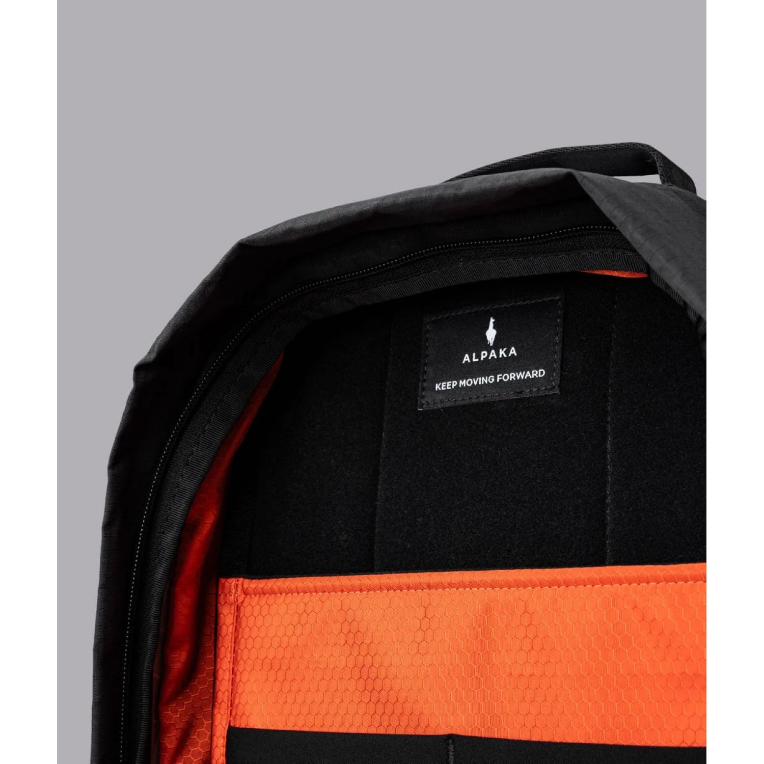 ALPAKA Metro Backpack