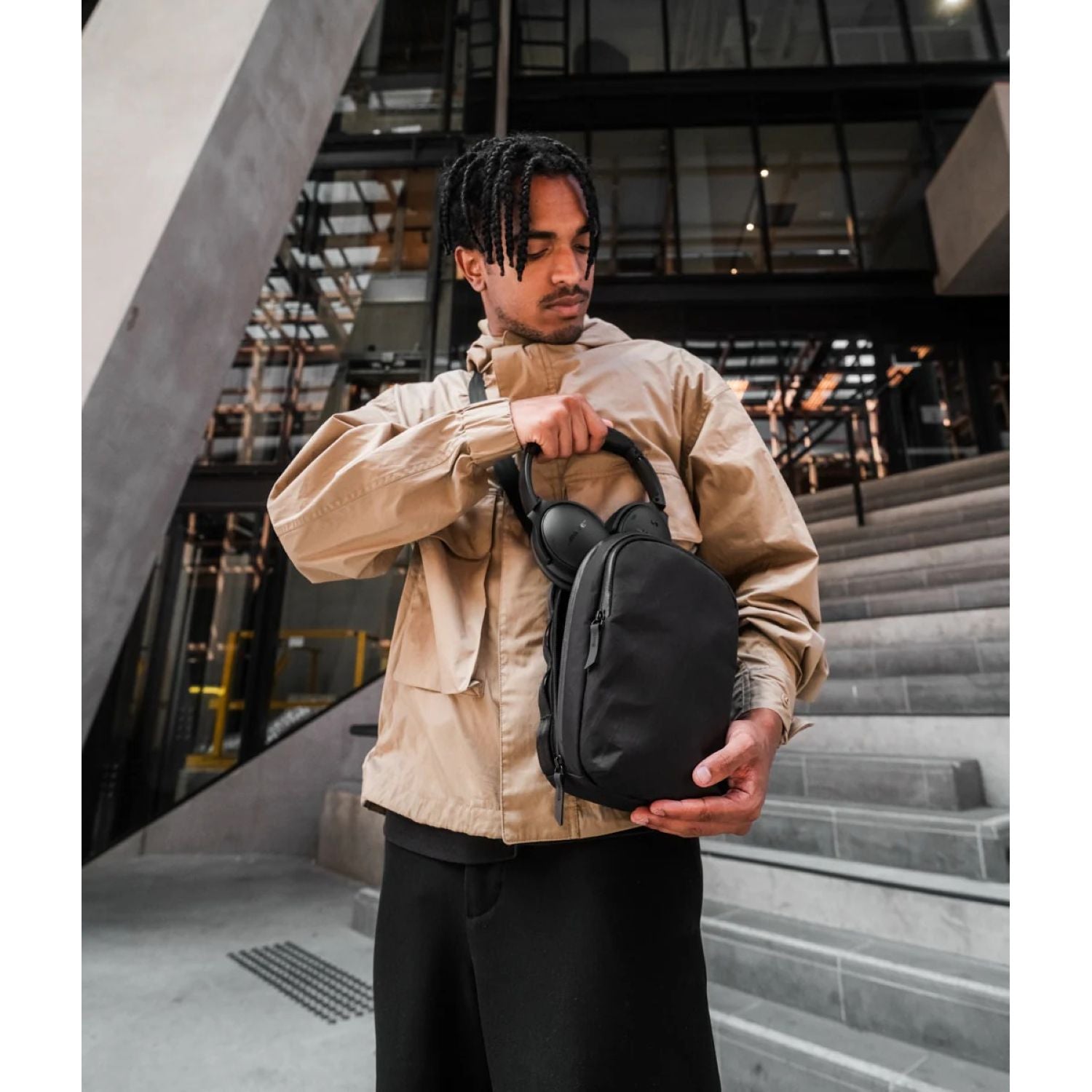 ALPAKA Metro Sling Max