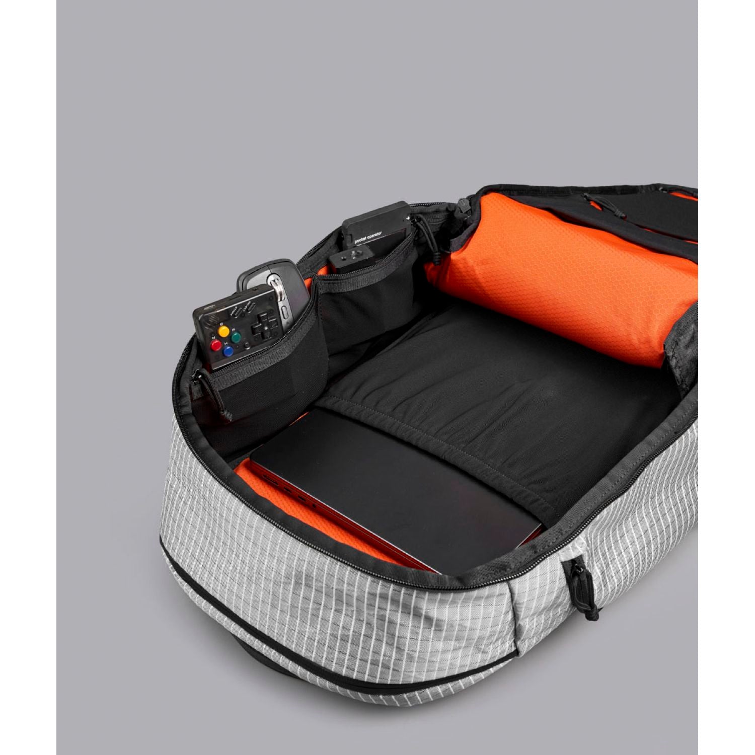 ALPAKA Traverse Backpack 30L