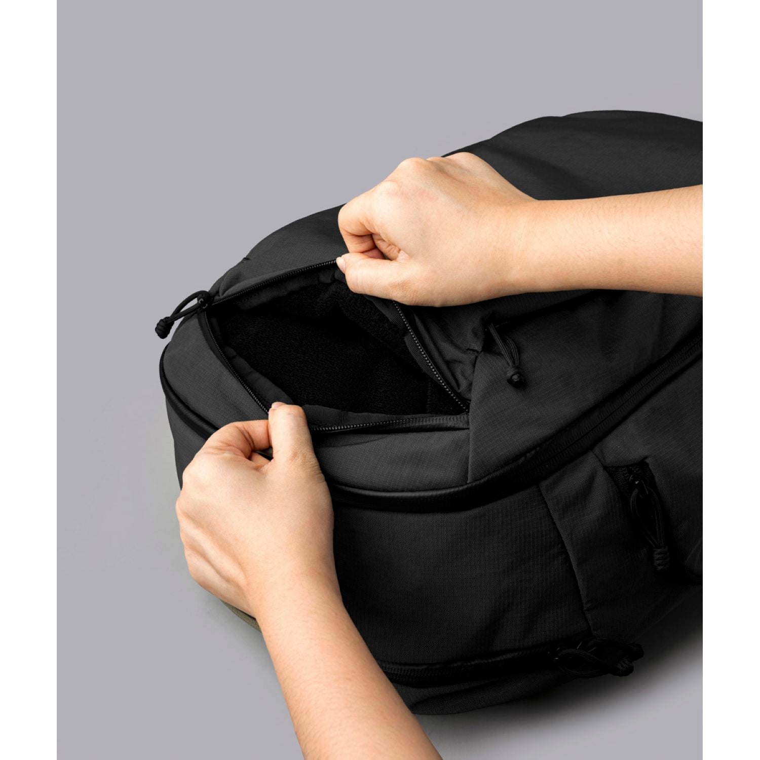 [PRE-ORDER] ALPAKA Traverse Backpack 30L