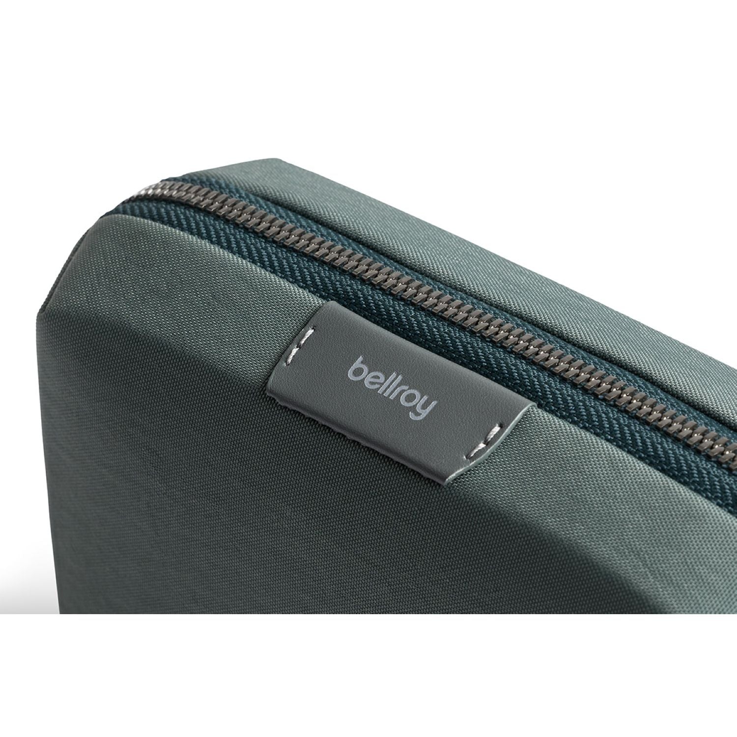 Bellroy Tech Kit Compact