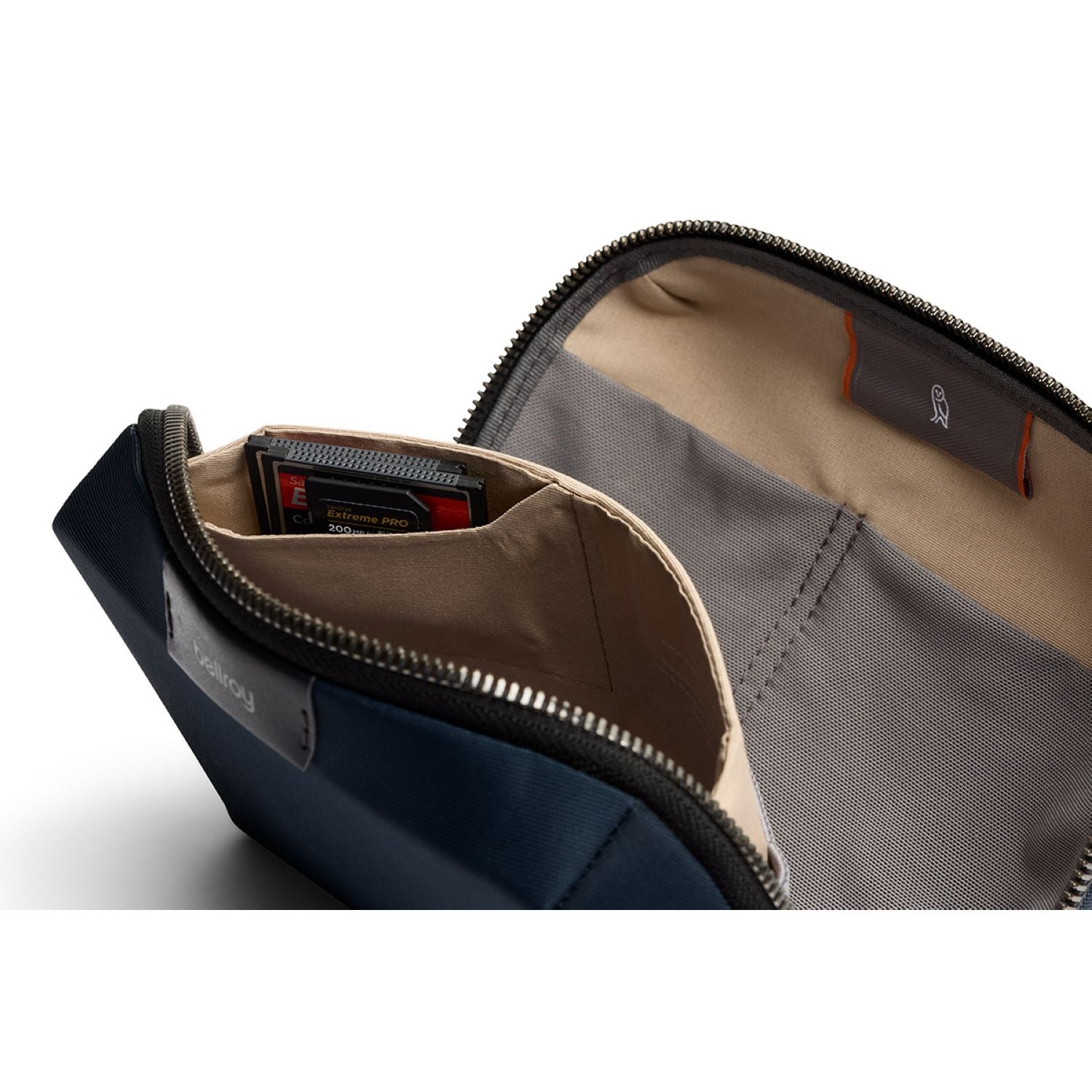 Bellroy Tech Kit Compact