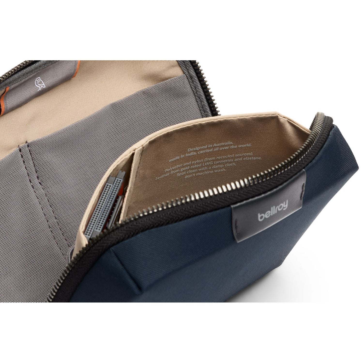 Bellroy Tech Kit Compact