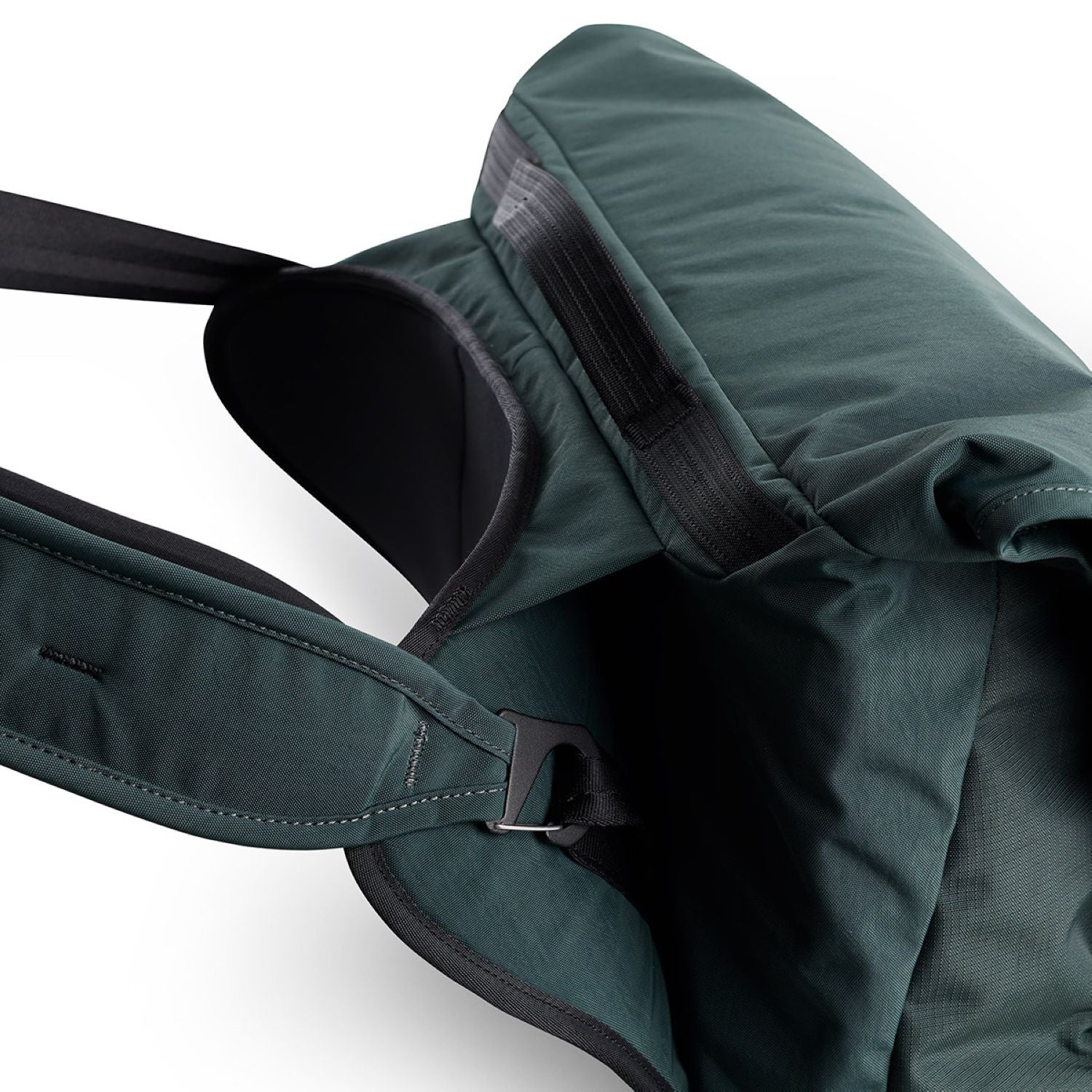 Bellroy Venture Messenger 16"