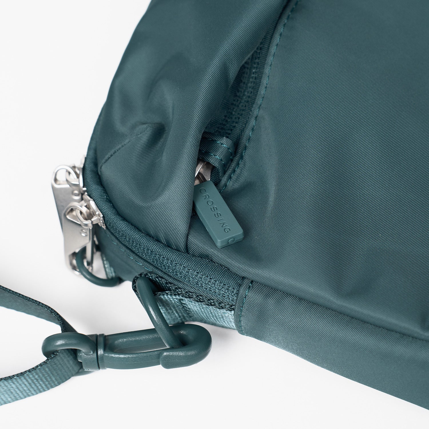 Crossing Anti-Theft RFID Crossbody Bag 4L