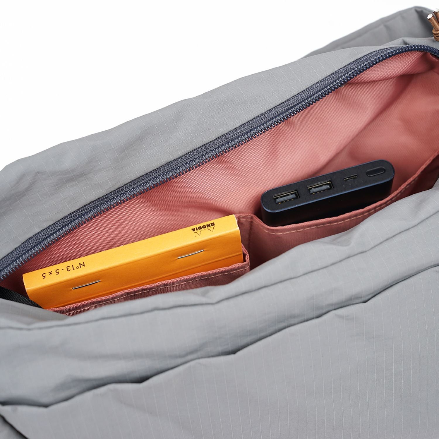 Hellolulu Miles Shoulder Bag (M)