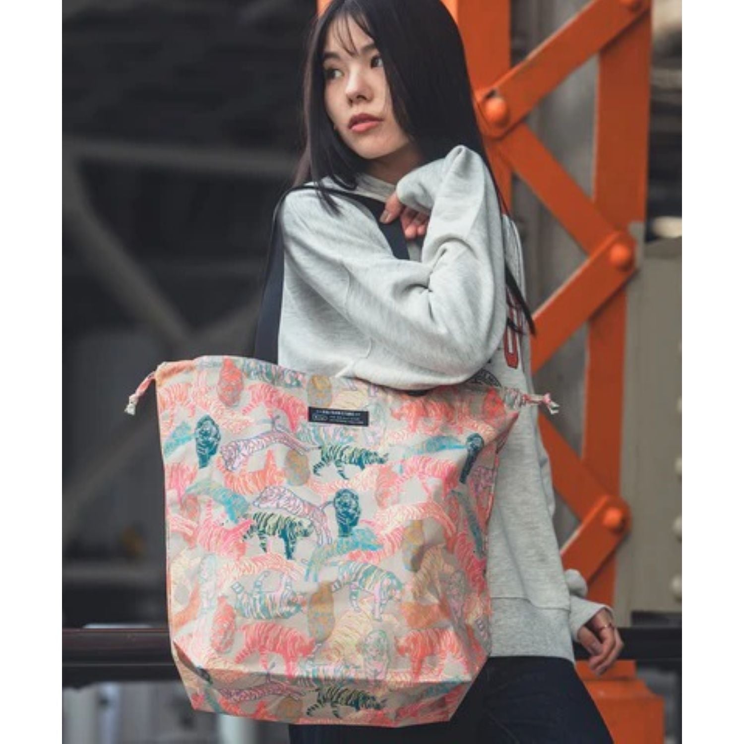 Kiu Water Repellent 600D Tote Bag